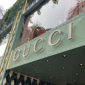 Meet your Posher, Colin